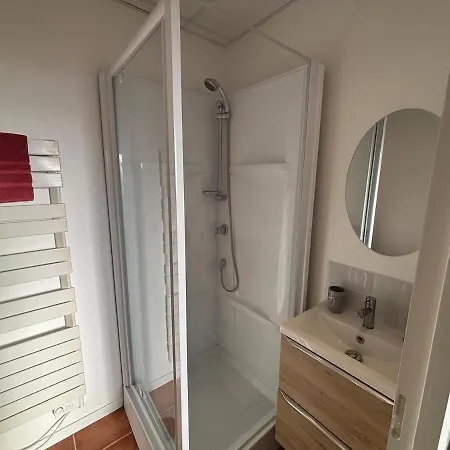 T2 Avec Terrasse Апартаменты Лакон